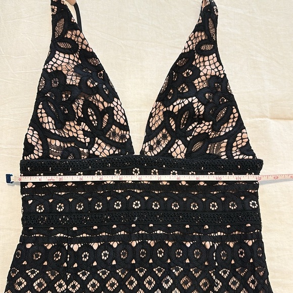 NWOT Stylestalker Lani Lace Mini Dress in Black Size XS - Picture 13 of 17